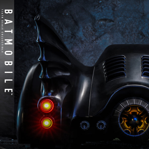 Hot Toys - Batmobile Keaton