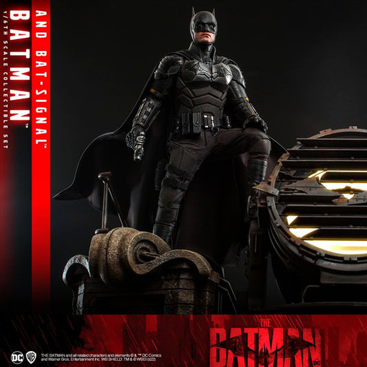 Hot Toys - Batman & Bat Signal