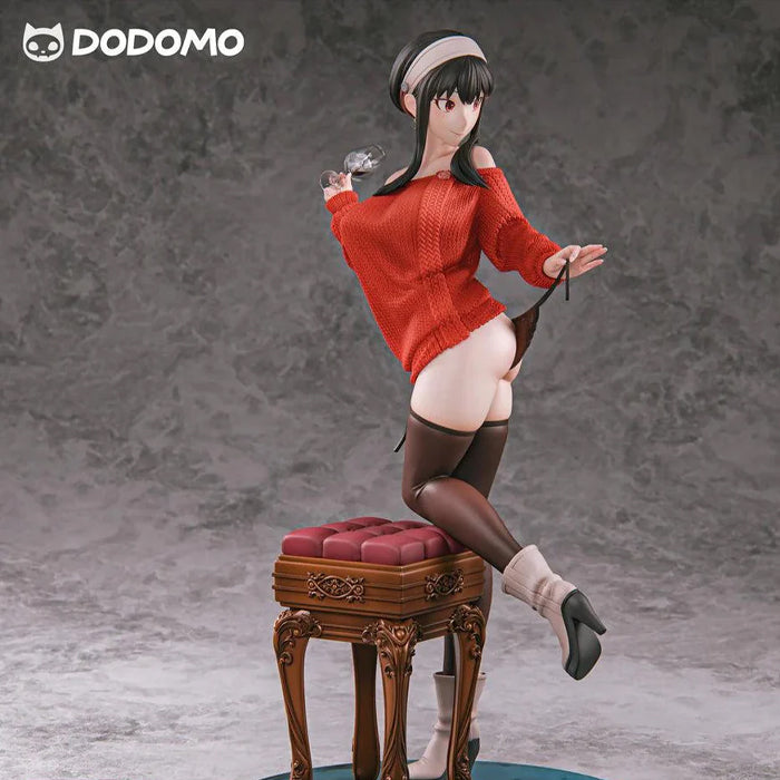 Yor Forger Red Sweater Figure Statue 1:6 | Deluxe Version  (PREVENTA)