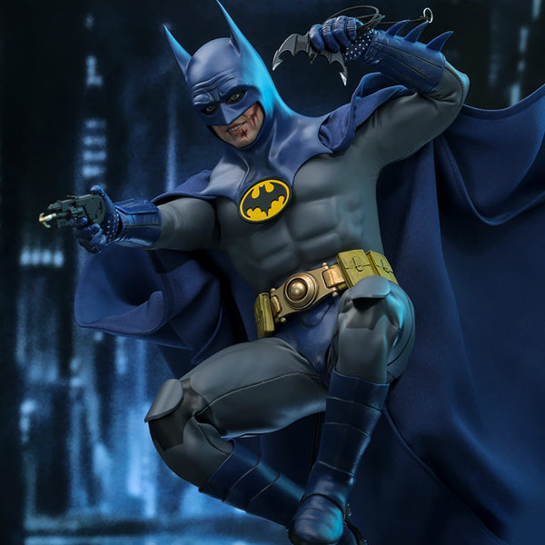 Hot Toys - Batman (Blue & Grey Suit) | Preventa