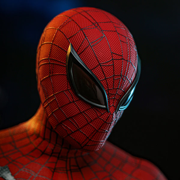 Hot Toys - Peter Parker (Superior Suit)