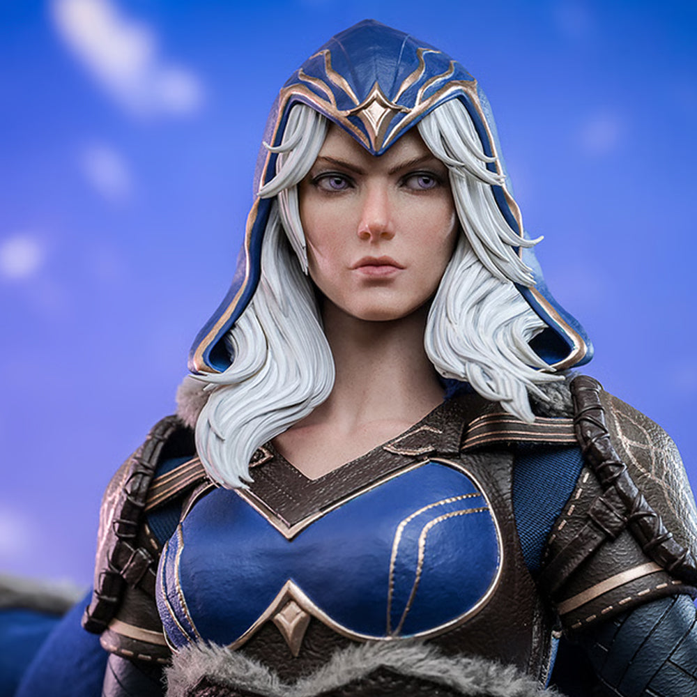 Hot Toys. -Ashe (League of Legends)