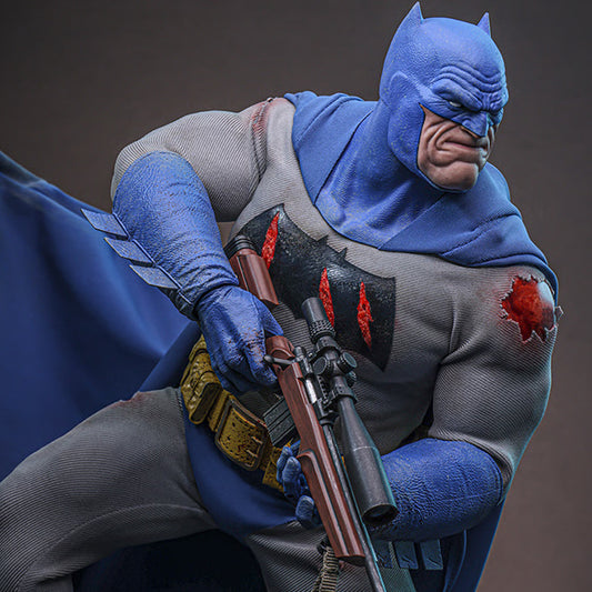 Hot Toys | Batman Battle Damaged Version (Preventa)