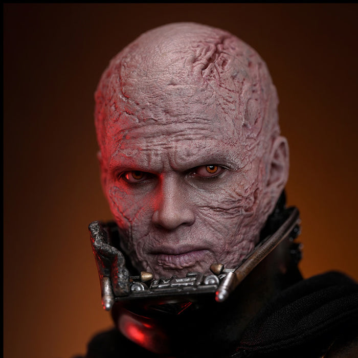 Hot Toys | Darth Vader™ (Battle Damaged) (Deluxe Version)