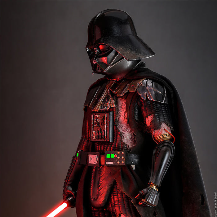 Hot Toys | Darth Vader™ (Battle Damaged) (Deluxe Version)
