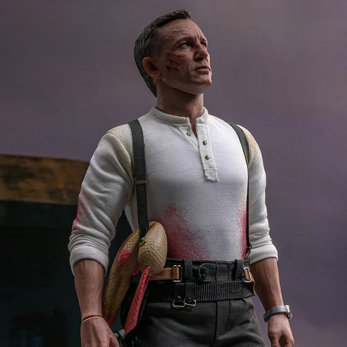 Hot Toys | James Bond (Commando Outfit)