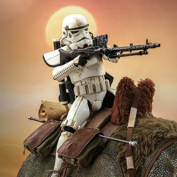 Hot Toys - Sandtrooper Sergeant™ and Dewback™