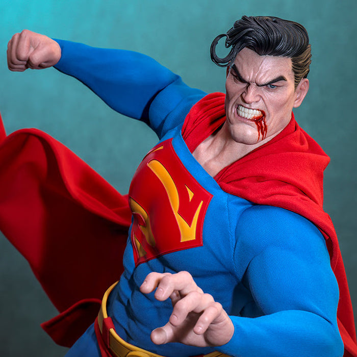 Hot Toys | Superman Batman Dark Knight Version (Preventa)