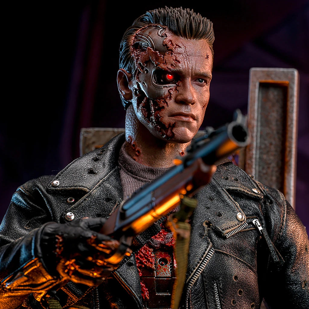 Hot Toys | T-800 (Battle Damaged Version 2.0)