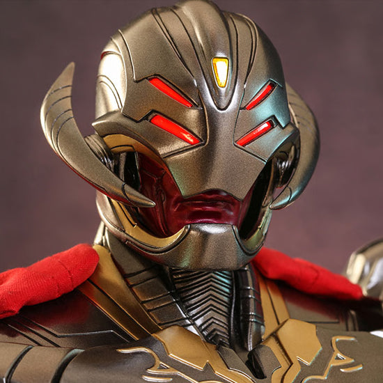 Hot Toys - Infinity Ultron
