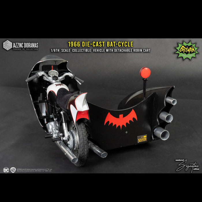 Jazzinc Dioramas | 1966 Batcycle with Sidecar (PREVENTA)