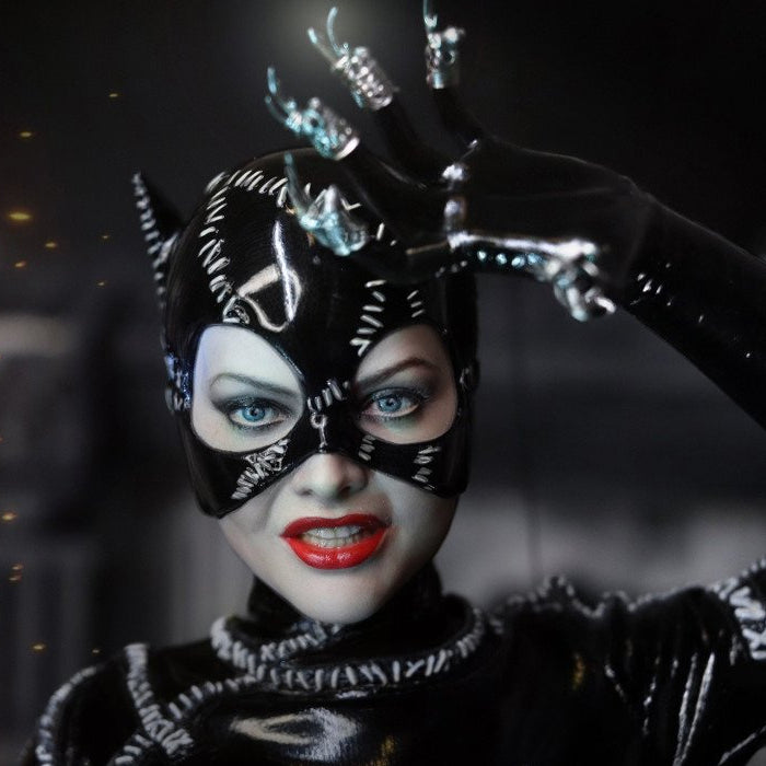 Jazzinc Dioramas | Catwoman - Michelle Pfeiffer (PREVENTA)