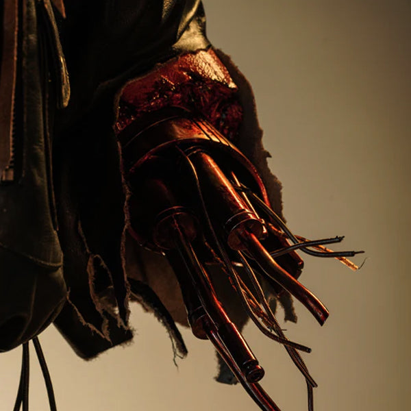 Queen Studios - T-800 Battle Damaged (Mechanical) - PREVENTA