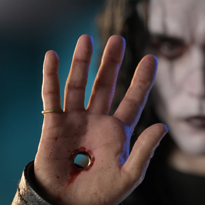 Infinity | The Crow -Deluxe Gold Edition  (PREVENTA)